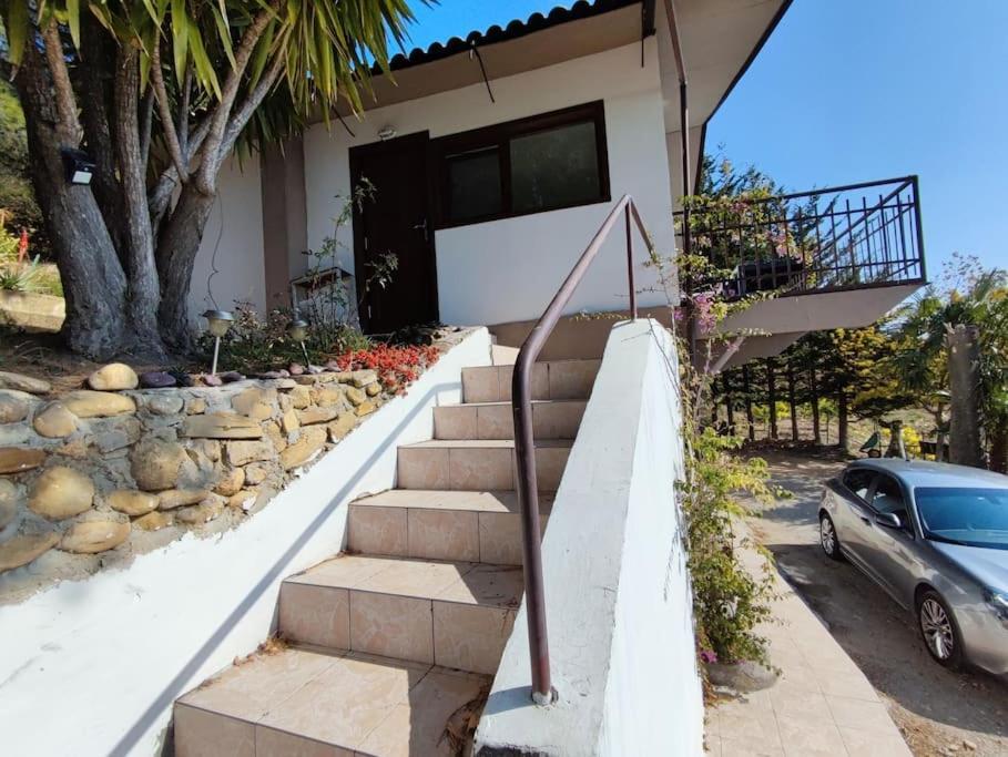 Detached House With Garden And Sea View Guest House Сан Ремо Екстериор снимка